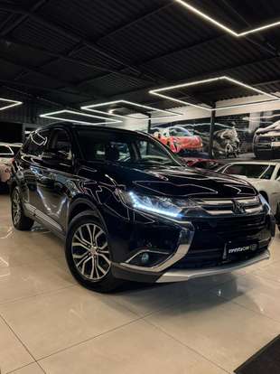 MITSUBISHI-OUTLANDER-2015