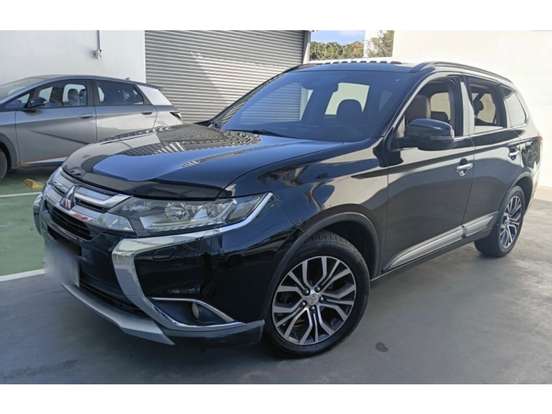 MITSUBISHI-OUTLANDER-2.2 4X4 16V DIESEL 4P AUTOMÁTICO MITSUBISHI-OUTLANDER-2015