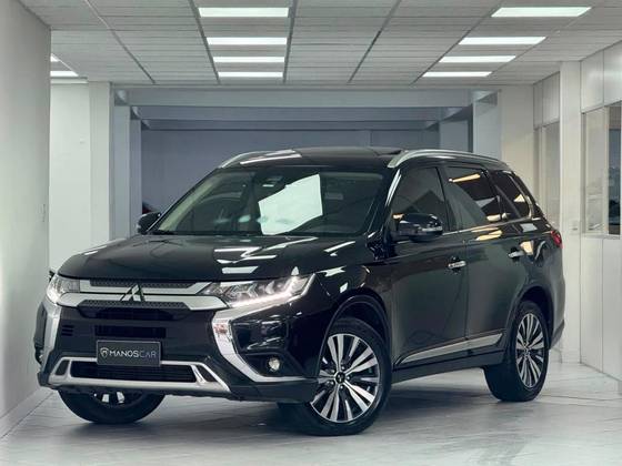 MITSUBISHI OUTLANDER 2.2 MIVEC DI-D DIESEL HPE-S AWD AUTOMÁTICO