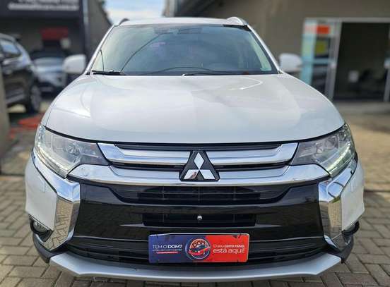 MITSUBISHI-OUTLANDER-2017