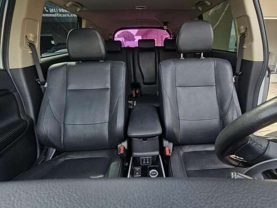 MITSUBISHI-OUTLANDER-3.0 GT 4X4 V6 24V GASOLINA 4P AUTOMÁTICO MITSUBISHI-OUTLANDER-2017
