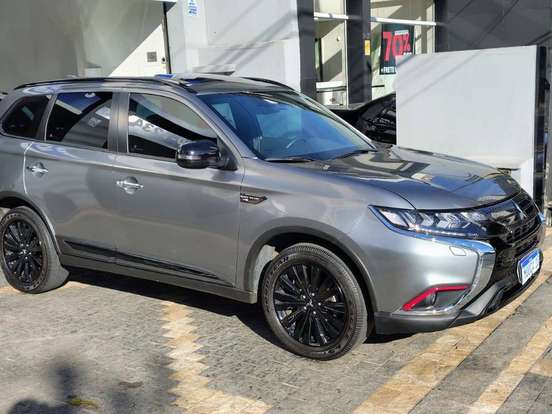 MITSUBISHI-OUTLANDER-3.0 MIVEC V6 GASOLINA HPE-S BLACK EDITION AWD AUTOMÁTICO MITSUBISHI-OUTLANDER-2021