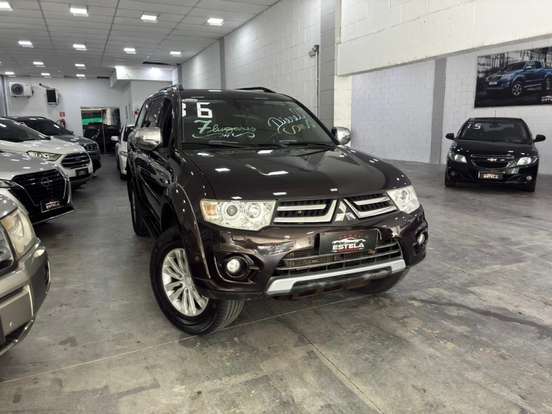 MITSUBISHI-PAJERO-3.2 HPE 4X4 7 LUGARES 16V TURBO INTERCOOLER DIESEL 4P AUTOMÁTICO MITSUBISHI-PAJERO-2015