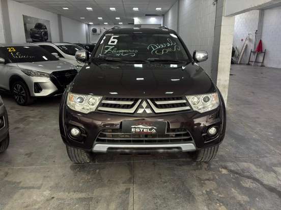 MITSUBISHI-PAJERO-3.2 HPE 4X4 7 LUGARES 16V TURBO INTERCOOLER DIESEL 4P AUTOMÁTICO MITSUBISHI-PAJERO-2015