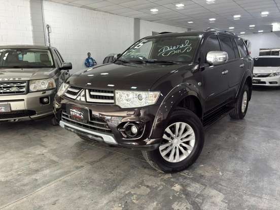MITSUBISHI-PAJERO-3.2 HPE 4X4 7 LUGARES 16V TURBO INTERCOOLER DIESEL 4P AUTOMÁTICO MITSUBISHI-PAJERO-2015