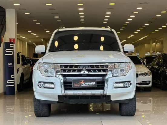 MITSUBISHI-PAJERO-3.2 HPE 4X4 7 LUGARES 16V TURBO INTERCOOLER DIESEL 4P AUTOMÁTICO MITSUBISHI-PAJERO-2018