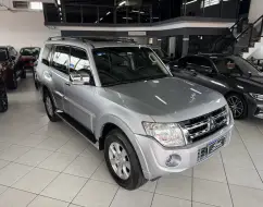 MITSUBISHI PAJERO FULL 3.8 HPE 4X4 V6 24V GASOLINA 4P AUTOMÁTICO MITSUBISHI PAJERO FULL 3.8 HPE 4X4 V6 24V GASOLINA 4P AUTOMÁTICO