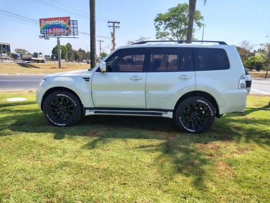 MITSUBISHI-PAJERO FULL-2017