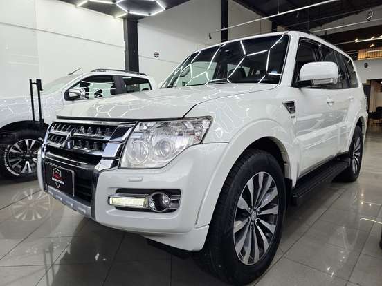 MITSUBISHI-PAJERO FULL-3.2 HPE 4X4 16V TURBO INTERCOOLER DIESEL 4P AUTOMÁTICO MITSUBISHI-PAJERO FULL-2018