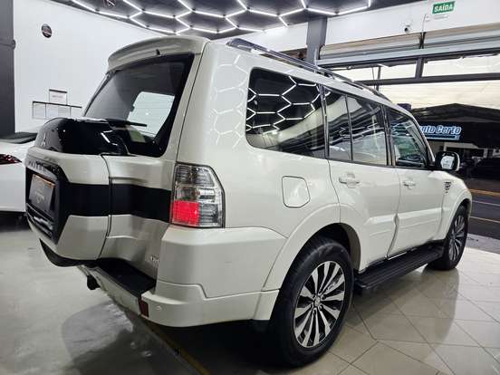 MITSUBISHI-PAJERO FULL-2018