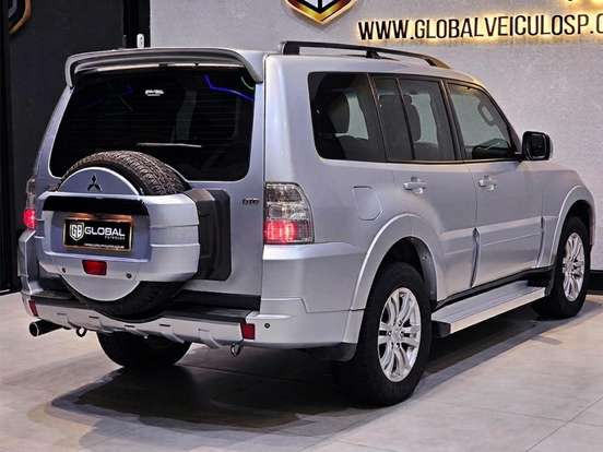 MITSUBISHI-PAJERO FULL-2012
