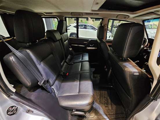 MITSUBISHI-PAJERO FULL-2012