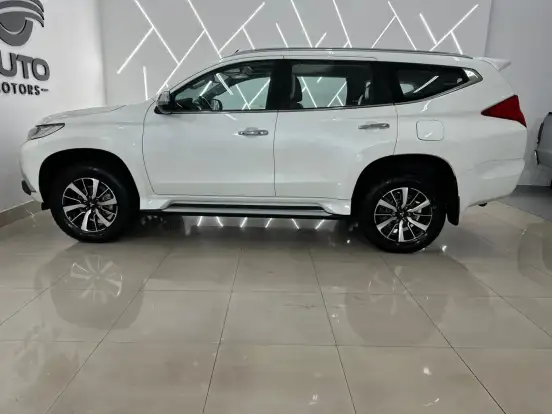 MITSUBISHI-PAJERO SPORT-2.4 16V MIVEC TURBO DIESEL HPE AWD AUTOMÁTICO MITSUBISHI-PAJERO SPORT-2019