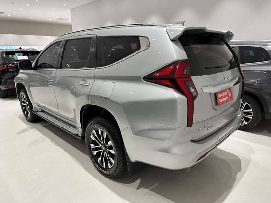 MITSUBISHI-PAJERO SPORT-2.4 16V MIVEC TURBO DIESEL HPE AWD AUTOMÁTICO MITSUBISHI-PAJERO SPORT-2021