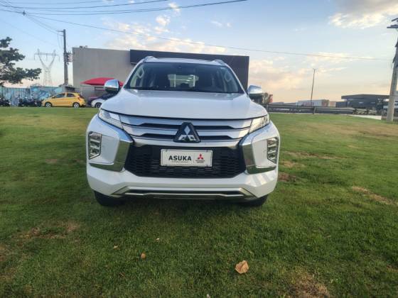 MITSUBISHI PAJERO SPORT 2.4 16V MIVEC TURBO DIESEL HPE AWD AUTOMÁTICO