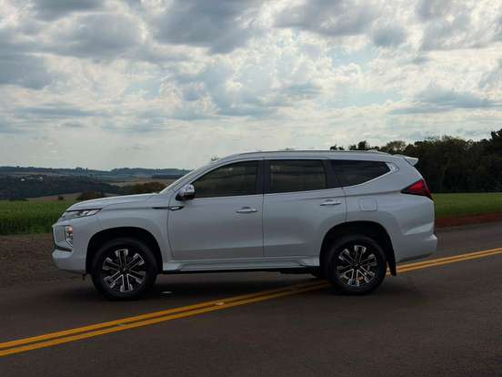 MITSUBISHI-PAJERO SPORT-2.4 16V MIVEC TURBO DIESEL HPE-S AWD AUTOMÁTICO MITSUBISHI-PAJERO SPORT-2022