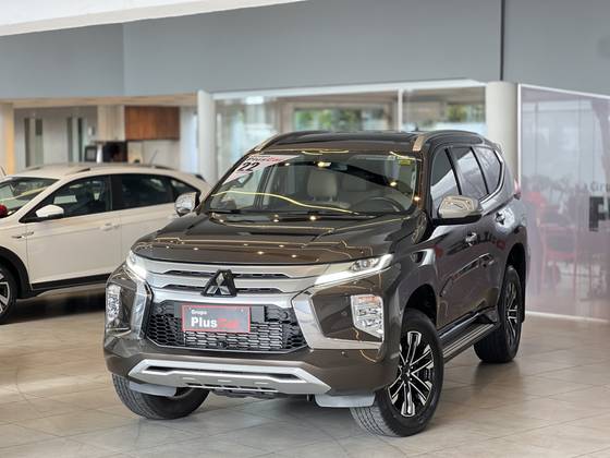 MITSUBISHI PAJERO SPORT 2.4 16V MIVEC TURBO DIESEL HPE-S AWD AUTOMÁTICO