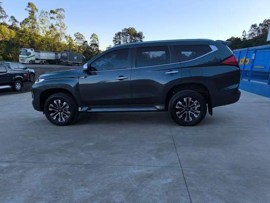 MITSUBISHI-PAJERO SPORT-2023