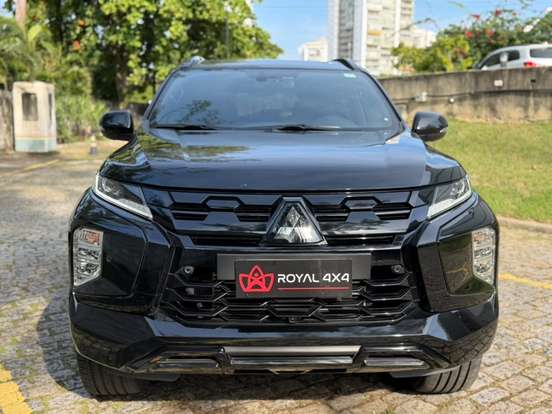 MITSUBISHI-PAJERO SPORT-2.4 16V MIVEC TURBO DIESEL LEGEND BLACK AWD AUTOMÁTICO MITSUBISHI-PAJERO SPORT-2024