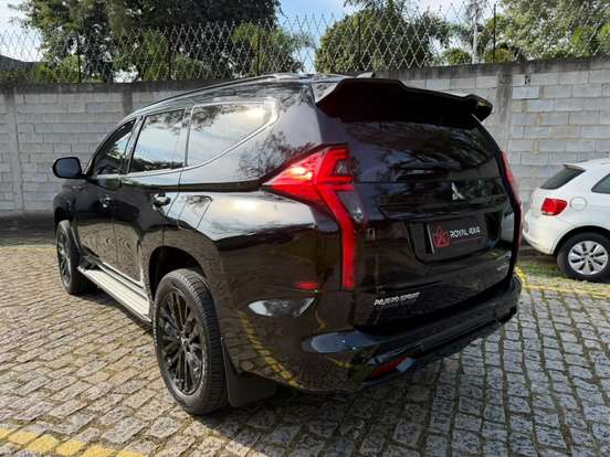 MITSUBISHI-PAJERO SPORT-2024