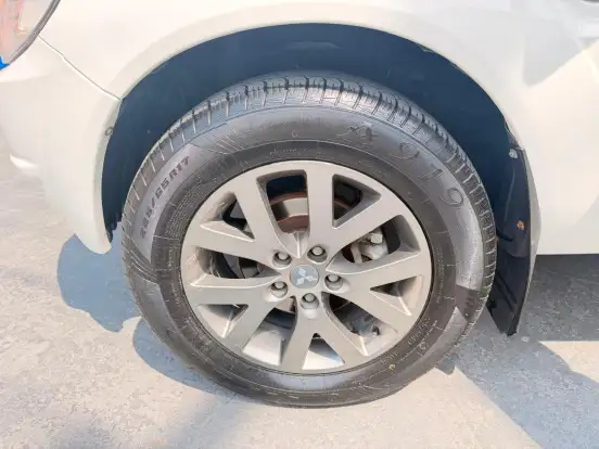 MITSUBISHI-PAJERO TR4-2.0 4X2 16V 140CV FLEX 4P AUTOMÁTICO MITSUBISHI-PAJERO TR4-2014