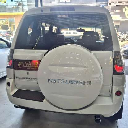 MITSUBISHI-PAJERO TR4-2012