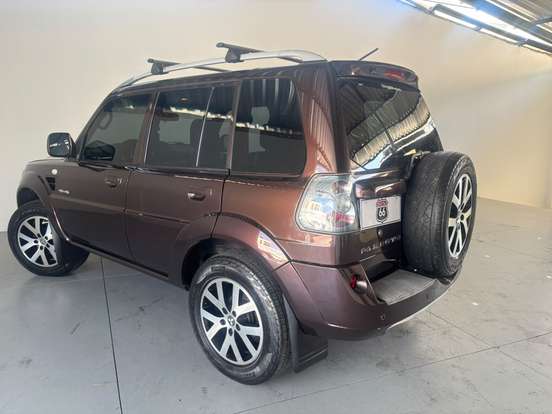 MITSUBISHI-PAJERO TR4-2.0 4X4 16V 140CV FLEX 4P AUTOMÁTICO MITSUBISHI-PAJERO TR4-2014