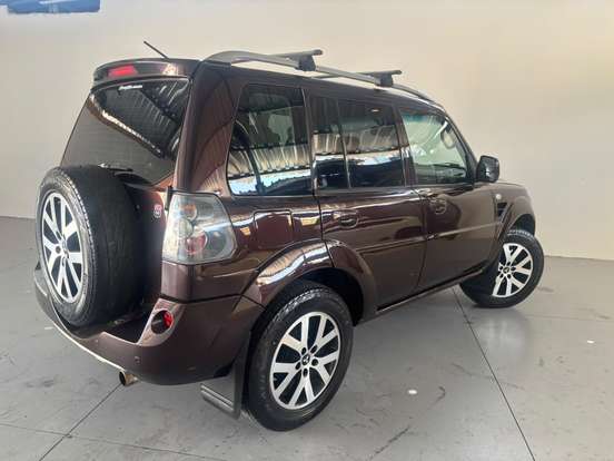 MITSUBISHI-PAJERO TR4-2.0 4X4 16V 140CV FLEX 4P AUTOMÁTICO MITSUBISHI-PAJERO TR4-2014