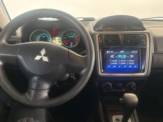 MITSUBISHI-PAJERO TR4-2.0 4X4 16V 140CV FLEX 4P AUTOMÁTICO MITSUBISHI-PAJERO TR4-2014