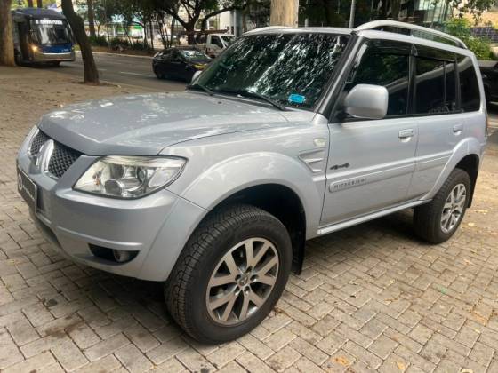 MITSUBISHI PAJERO TR4 2.0 4X4 16V 140CV FLEX 4P AUTOMÁTICO