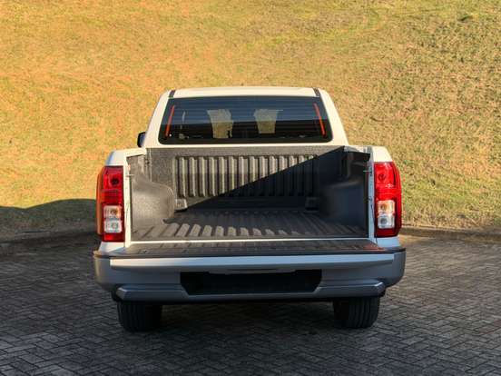 MITSUBISHI-TRITON-2.4 BITURBO DIESEL CD GLS 4X4 AUTOMÁTICO MITSUBISHI-TRITON-2025