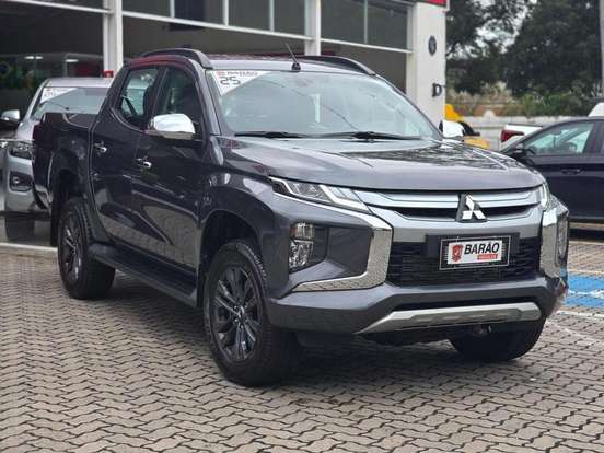 MITSUBISHI-TRITON-2.4 BITURBO DIESEL CD HPE 4X4 AUTOMÁTICO MITSUBISHI-TRITON-2024