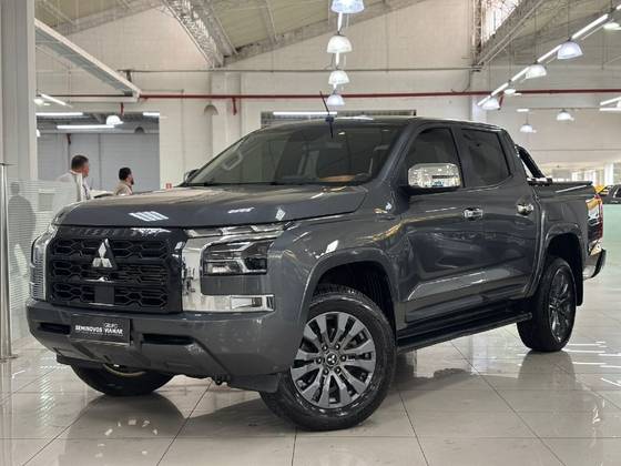 MITSUBISHI TRITON 2.4 BITURBO DIESEL CD HPE 4X4 AUTOMÁTICO
