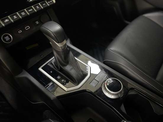 MITSUBISHI-TRITON-2025