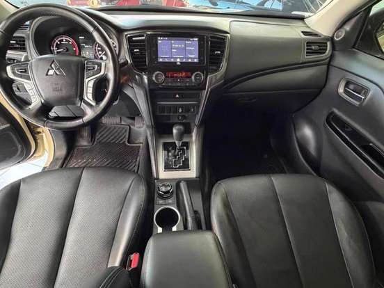 MITSUBISHI-L200 TRITON-2.4 16V TURBO DIESEL SPORT SAVANA CD 4P 4X4 AUTOMÁTICO MITSUBISHI-L200 TRITON-2024