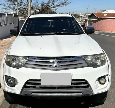 MITSUBISHI L200 TRITON 3.2 HPE 4X4 CD 16V TURBO INTERCOOLER DIESEL 4P AUTOMÁTICO