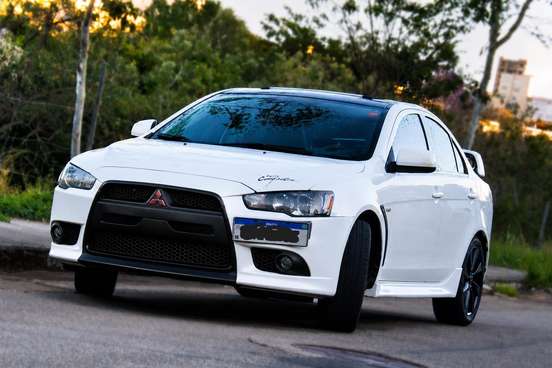MITSUBISHI-LANCER-2014