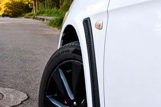 MITSUBISHI-LANCER-2014