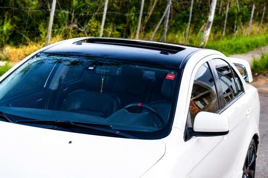 MITSUBISHI-LANCER-2014