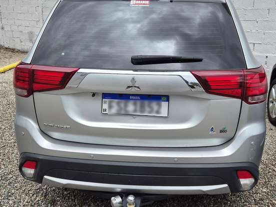 MITSUBISHI-OUTLANDER-2.0 16V GASOLINA 4P AUTOMÁTICO MITSUBISHI-OUTLANDER-2018