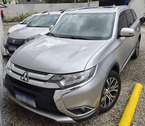 MITSUBISHI-OUTLANDER-2.0 16V GASOLINA 4P AUTOMÁTICO MITSUBISHI-OUTLANDER-2018