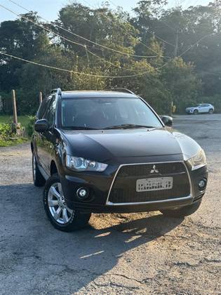 MITSUBISHI OUTLANDER 3.0 GT 4X4 V6 24V GASOLINA 4P AUTOMÁTICO