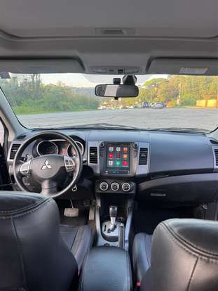 MITSUBISHI-OUTLANDER-2010