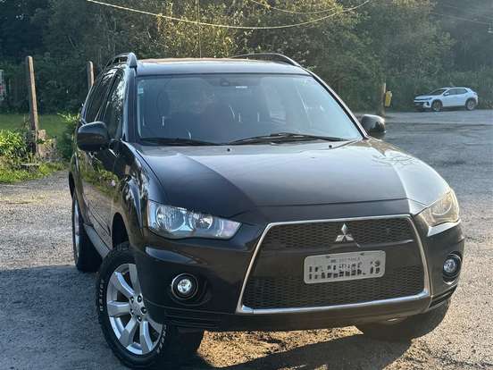 MITSUBISHI-OUTLANDER-3.0 GT 4X4 V6 24V GASOLINA 4P AUTOMÁTICO MITSUBISHI-OUTLANDER-2010