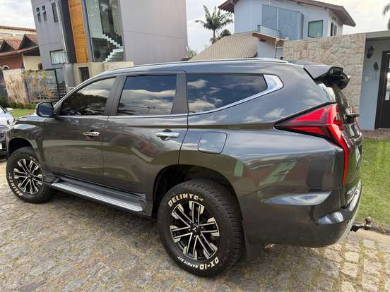 MITSUBISHI-PAJERO SPORT-2.4 16V MIVEC TURBO DIESEL HPE-S AWD AUTOMÁTICO MITSUBISHI-PAJERO SPORT-2021