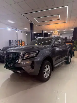NISSAN FRONTIER 2.3 16V TURBO DIESEL XE CD 4X4 AUTOMÁTICO