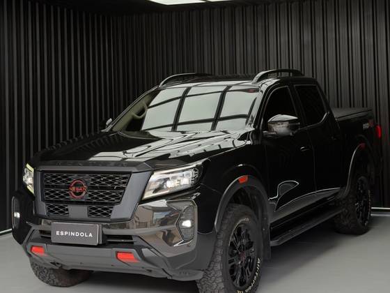 NISSAN FRONTIER 2.3 16V TURBO DIESEL PRO4X CD 4X4 AUTOMÁTICO