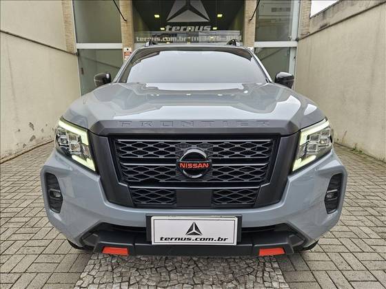 NISSAN FRONTIER 2.3 16V TURBO DIESEL PRO4X CD 4X4 AUTOMÁTICO