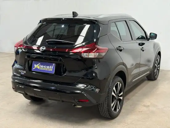 NISSAN-KICKS-2024