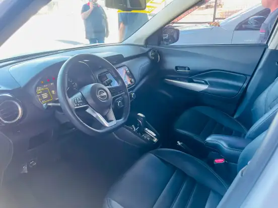 NISSAN-KICKS-2023